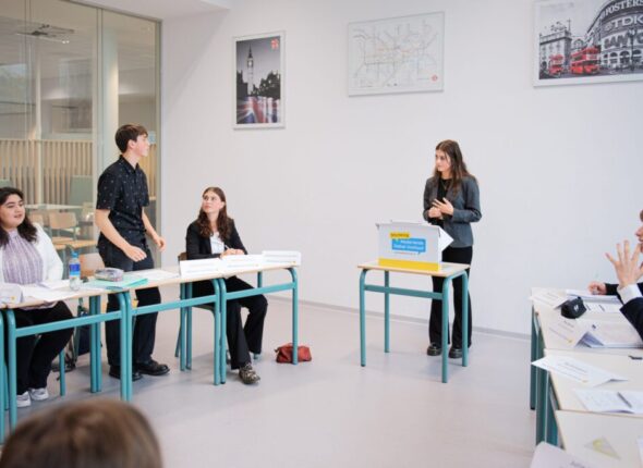 Debatteren